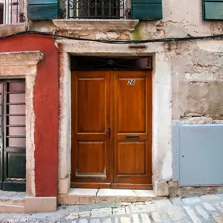 Montalbano 26 Apartman